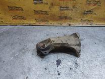 Кронштейн двигателя 6SN337 Audi 100