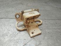 Петля двери задней левой 84ZBBG Audi A4 - Фото 1