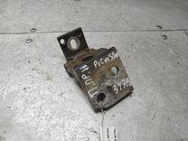 Петля двери передней правой FZ5OWU Citroen Xsara Picasso