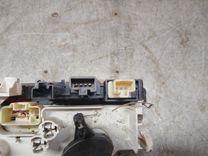 Кнопка аварийной сигнализации 95ARNB Toyota Yaris Verso купить на авторазборке