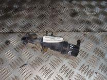 Омыватель правой фары 4NRG9J Volkswagen Golf