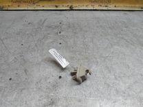 Крепление (крючок) солнцезащитного козырька 740219 Volvo S60