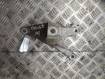 Кронштейн КПП FUAF00 Ford Focus