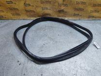 Уплотнитель двери передней правой V3R4QS Volvo S60 купить в магазине запчастей бу