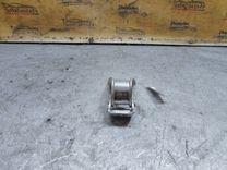 Петля крышки багажника 08BN83 Ford C-Max купить на авторазборке