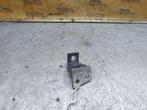 Петля двери задней правой 6HVS3H Peugeot 607 undefined