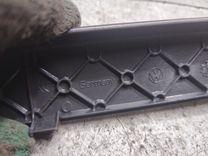 Пластик салазок сиденья 3PSUIU Volkswagen Passat купить с доставкой