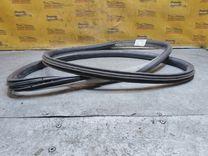 Уплотнитель двери задней правой 1ID4QD Volkswagen Passat купить