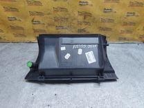 Бардачок U10W91 Toyota Avensis купить в магазине запчастей бу