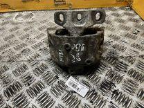 Подушка крепления КПП ZO0ZLG Volkswagen Golf