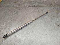 Амортизатор капота 0F8IDJ Volkswagen Polo