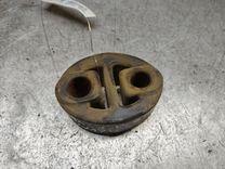 Кронштейн глушителя S84ERQ Mazda Premacy - Фото 2