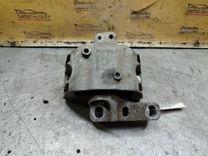Подушка крепления двигателя L9D09C Volkswagen Golf - Фото 1