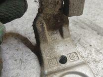 Петля двери задней правой 4R70IE Opel Vectra купить на авторазборке