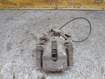 Крюк капота 66P3J7 Audi A4