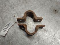 Крепление втулки стабилизатора AVQT82 Rover 75