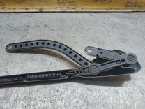 Щеткодержатель (поводок стеклоочистителя, дворник) VAOZCV Renault Scenic купить на авторазборке