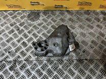 Кронштейн Q5H9PR Volkswagen Golf купить