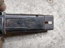 Кнопка подогрева лобового стекла IAZ747 Kia Carnival купить в магазине запчастей бу