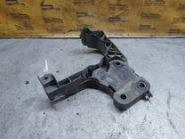 Крепление фары левой F6WWFR Renault Scenic