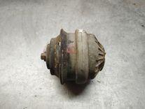 Подушка крепления двигателя Q9H3P8 Mercedes C W202 купить в магазине запчастей бу