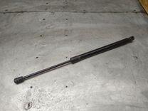 Амортизатор крышки багажника (3-5 двери) EI6V7A Kia Sorento - Фото 1