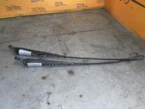 Щеткодержатель (поводок стеклоочистителя, дворник) ZNT2J5 Ford Mondeo