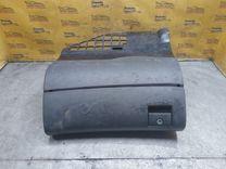 Бардачок YN12U8 Audi A4