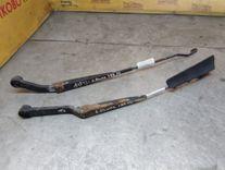 Щеткодержатель (поводок стеклоочистителя, дворник) 6KN29L Kia Shuma - Фото 1