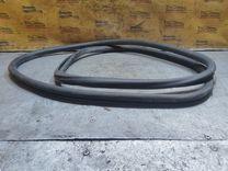 Уплотнитель двери передней правой OLWHTX Volkswagen Jetta - Фото 2