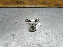 Петля двери передней левой UP4BSC Skoda Fabia купить