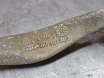 Рычаг передний левый 5KGUHF Volkswagen Passat - Фото 5