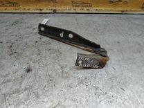 Петля капота правая UL0W0F Audi 100 купить