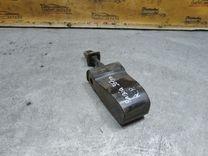 Ограничитель открывания двери передней E6P66M Skoda Fabia купить с доставкой