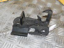 Крюк капота 3E11B4 Volkswagen Touran купить в магазине запчастей бу