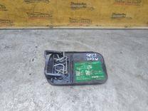 Лючок топливного бака UI101O Mercedes C W202 купить на авторазборке
