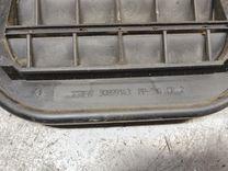 Решетка вентиляции кузова C4QUNL Mitsubishi Carisma - Фото 2
