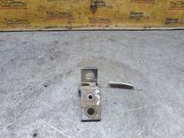 Петля двери задней левой DFZ4M4 Skoda Fabia купить с доставкой. Огромный выбор запчастей и марок авто. У нас есть практически все.