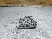 Кронштейн генератора 9FI159 Fiat Linea