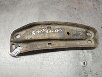 Балка под КПП EMU0T1 Mercedes C W202 купить с доставкой