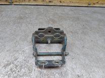 Петля крышки багажника IQ2FW4 Ford Tourneo Connect купить на авторазборке