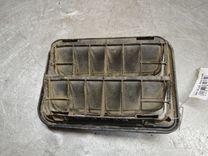 Решетка вентиляции кузова UPRV3F Renault Scenic RX4 купить