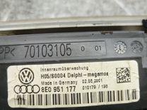 Фонарь салона (плафон) NU6ZX0 Audi A4 купить в магазине запчастей бу