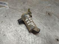 Насос (моторчик) омывателя стекла VV5F4G Ford Mondeo - Фото 2