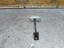 Ограничитель открывания двери передней UT4GEM Ford Focus - Фото 3