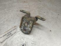 Петля двери передней правой ZY8U98 Renault Scenic - Фото 1