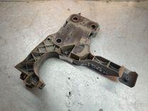 Крепление фары левой 1KQZV9 Renault Scenic купить