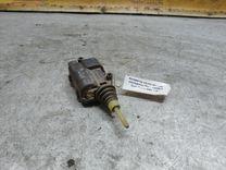Активатор замка крышки топливного бака W535H7 Opel Zafira - Фото 2