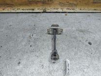 Ограничитель открывания двери задней ZRU5SU Honda FR-V - Фото 3