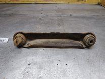 Рычаг задний правый V8PB84 Mitsubishi Carisma - Фото 2